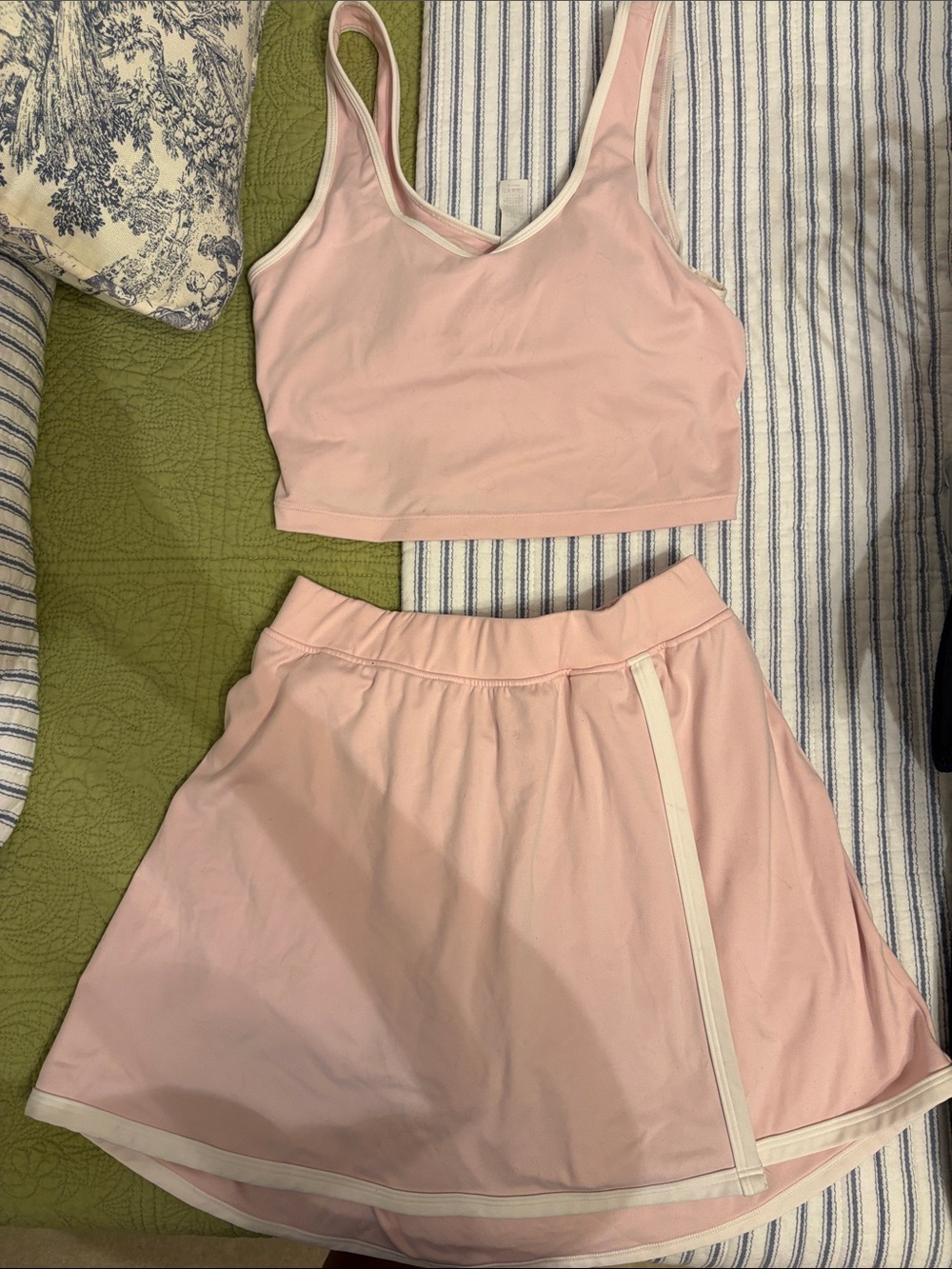 Yoglicious Women’s Pink Matching Tennis Skirt Set
